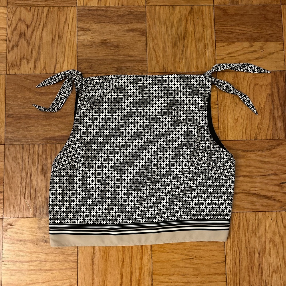 Abercrombie & Fitch Black and White Geometric Tank Top